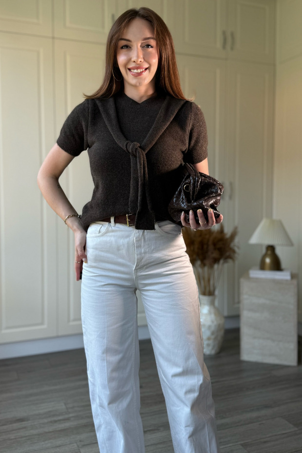 Short Sleeve Brown Knitwear Blouse with Shoulder Detail and Scarf