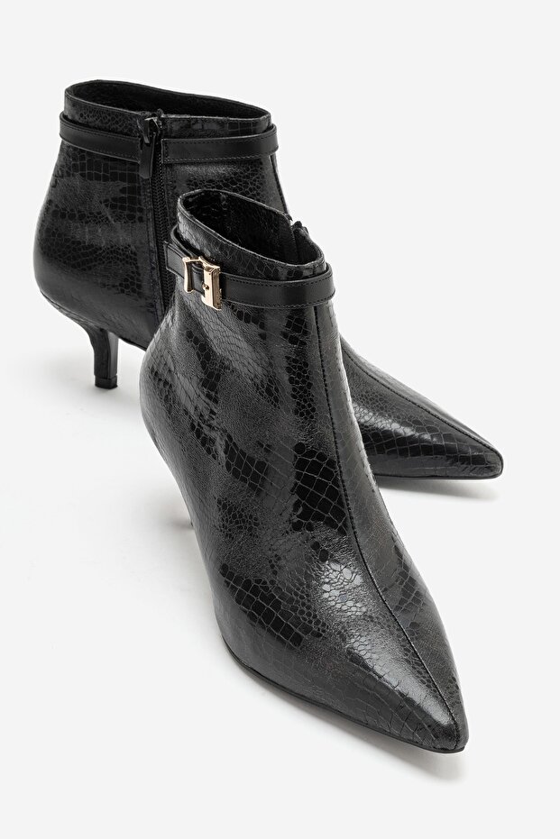Juxon Black Patterned Buckle Women's Short Heeled Boots