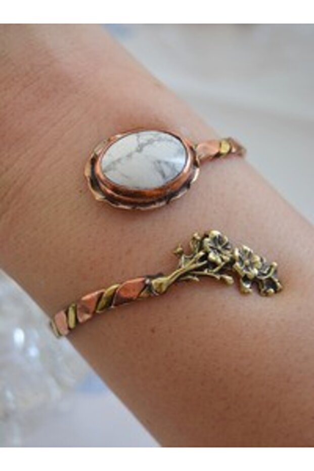 Handmade Bracelet with Havli̇t Stones - Copper Color -