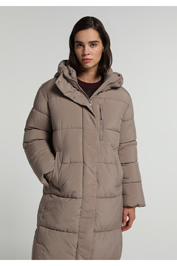 Regular Fit Hooded Zippered Lined Waterproof Women's Coat