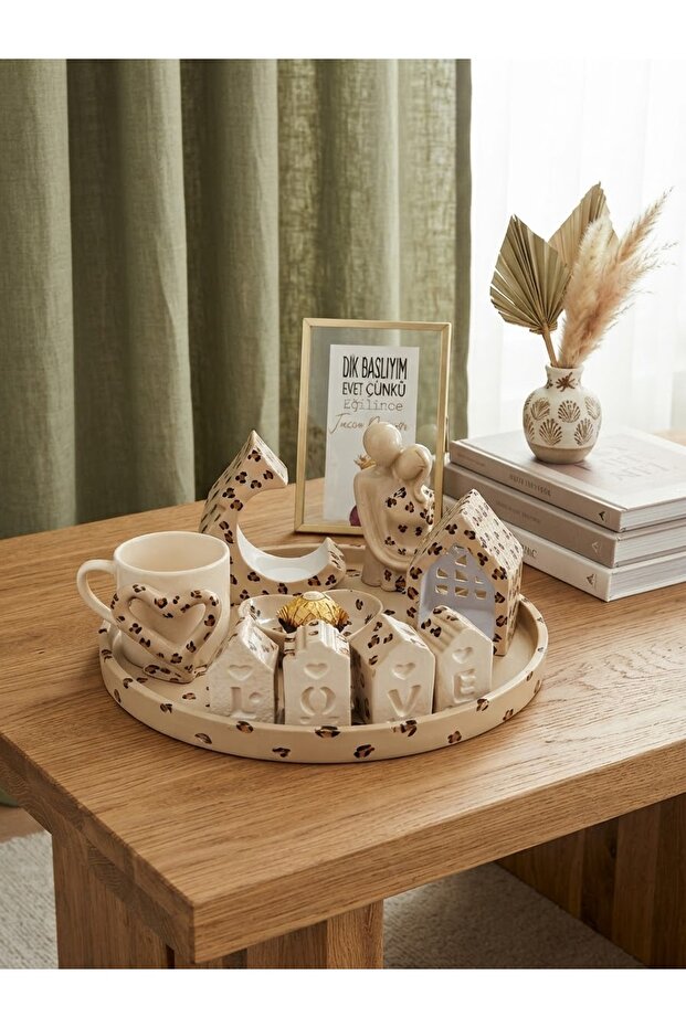 Handmade Leopard Pattern Ceramic Cup with Heart Handle and Decorative Object Set - Special Design Coffee Presentation Set