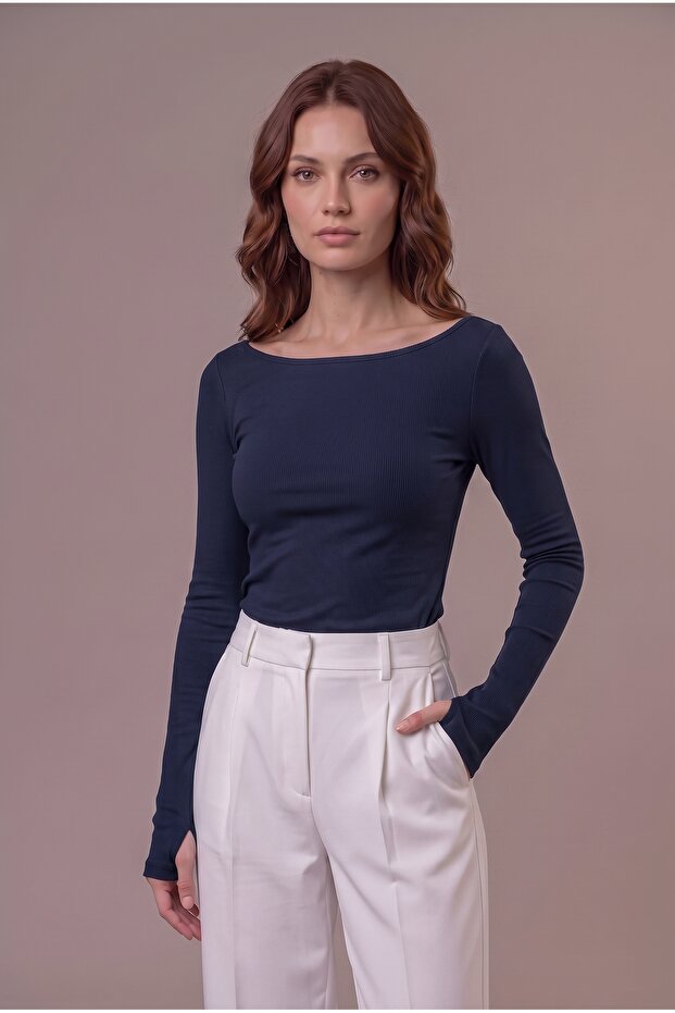 Women's Boat Neck (Princess Neck) Blouse with Finger Loop (Ovv-5)