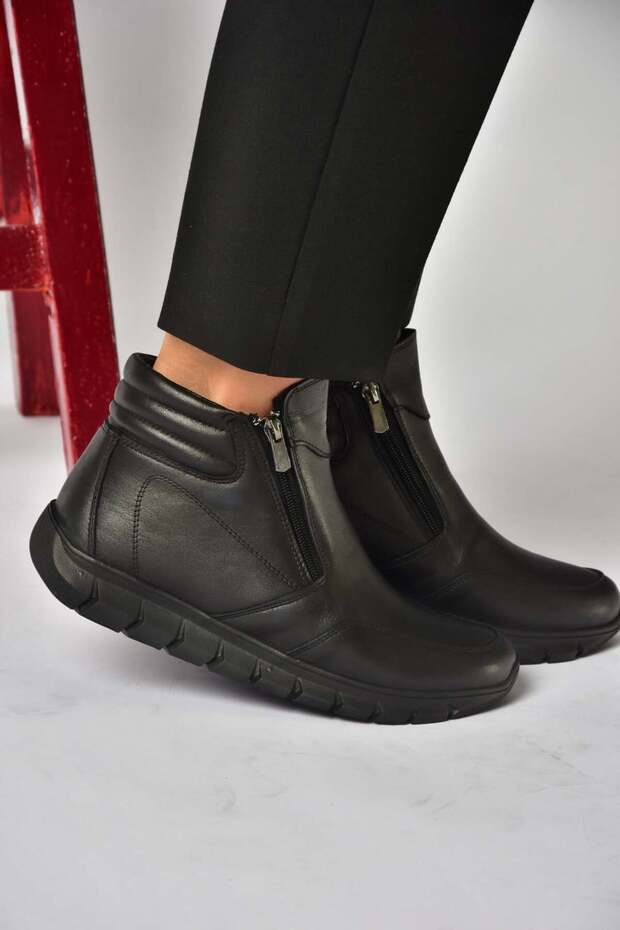 Z555360803 Black Genuine Leather Comfort Orthopedic Sole Women's Boots