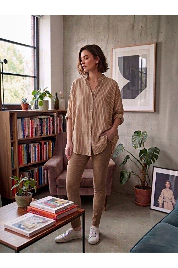 100% Cotton Wide Fit Striped Blouse (Fits between Sizes 38-44.)