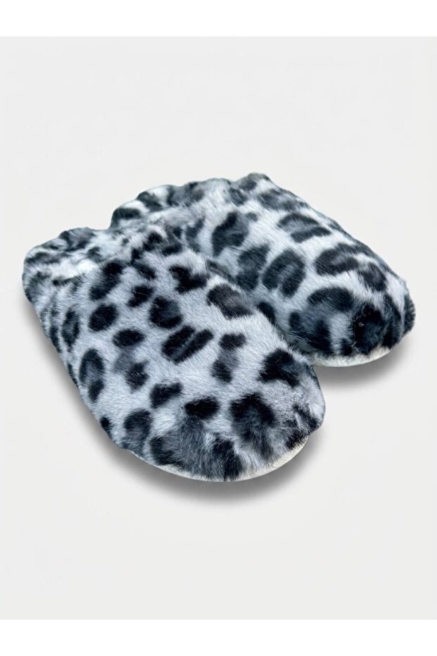 Women's Leopard Pattern Winter Comfortable Sole Home Garden Plush Slippers
