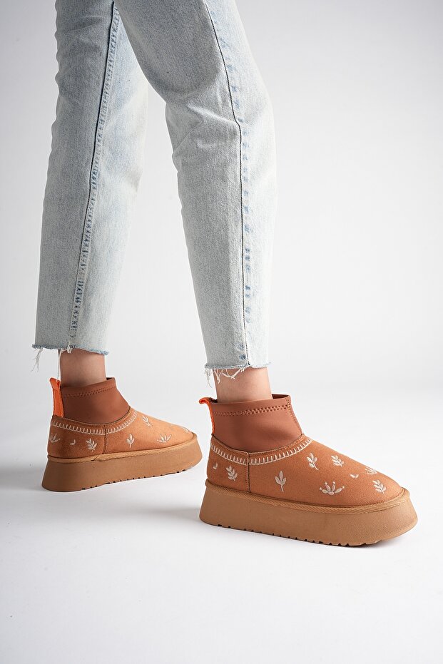 Women's Tan Embroidered 5cm Thick Sole Casual Winter Boots