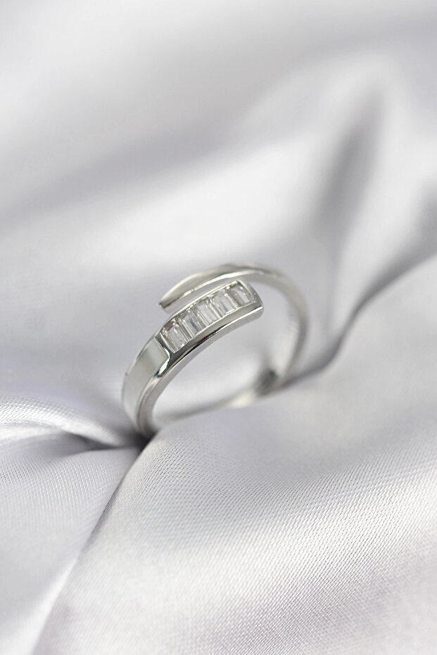 Baget Zircon Stone Silver Color Women's Ring Tj-Byk3968