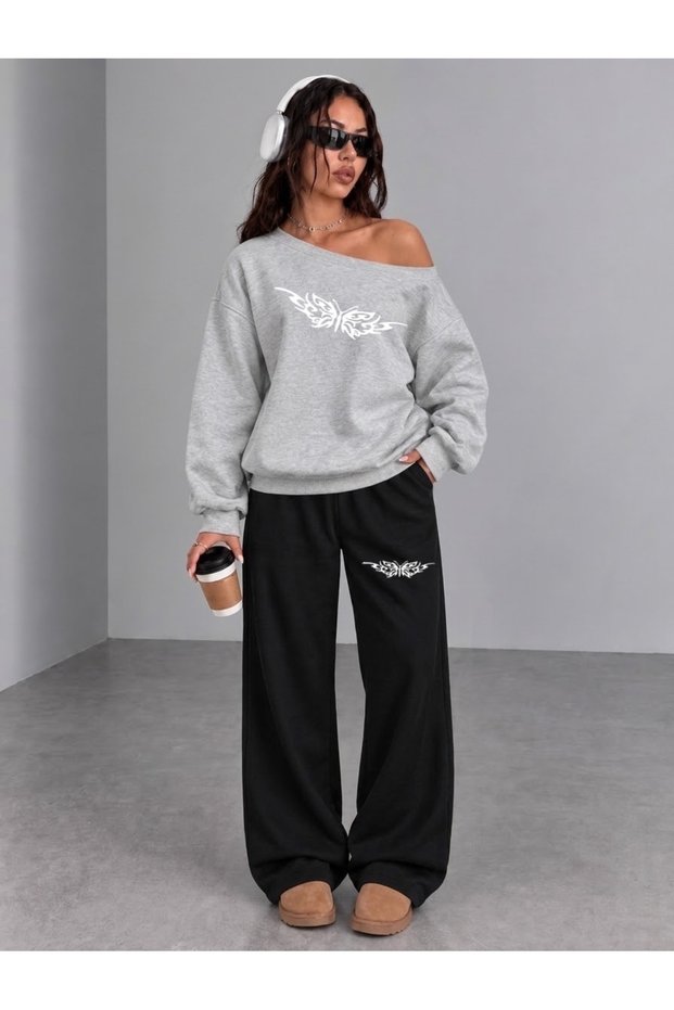 Butterfly Pattern Printed Women's Boat Neck Sweatshirt/Top Sweat Suit