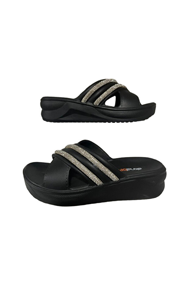 -- Pool Beach Sea Daily Slippers