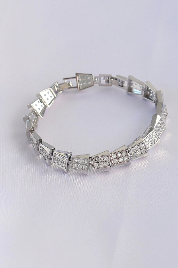 Vip Series Brass Zircon Stone Silver Color Geometric Bracelet Tj-Bb6059