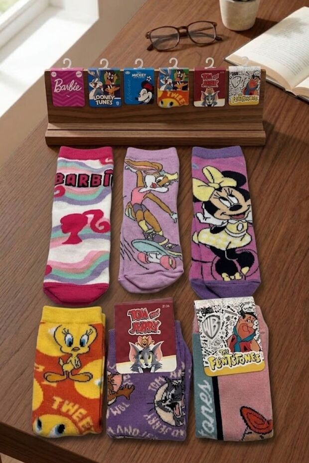 Girl's Cartoon Character Patterned Colorful 6-Piece Licensed Socks (Mixed Patterns Will Be Sent)