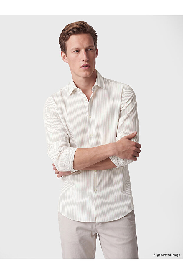 Southblue Purple Regular Fit Striped Men's Shirt