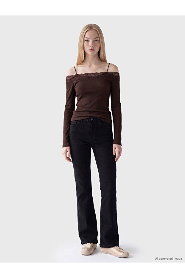 I String Strap Lace Blouse from Freezen Store