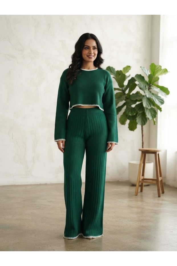 Women's Crew Neck Crop Top and Sweater Pants Knitwear Top and Bottom Set