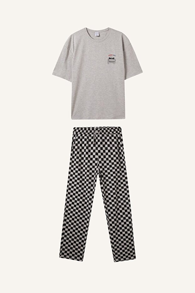 Boxy Fit Short Sleeve Printed Top Checkered Pattern Bottom 2-Piece Pajama Set I3018Ax26Au