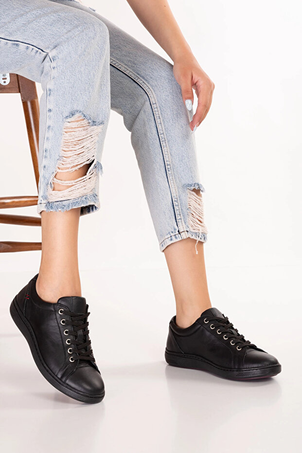 Women's Genuine Leather Daily Comfortable Sneaker Flf.216 Black