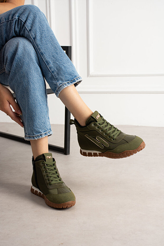 Crt-100 Flat Sole Zippered Boots