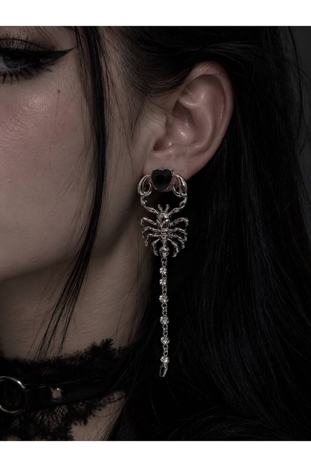 Silver Color Black Heart Stone Scorpion Figured Zircon Stone Dangle Earrings for Women
