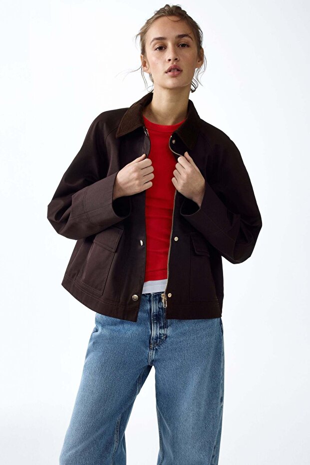 Corduroy-collar jacket