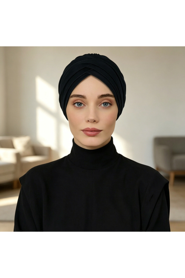 عمامة رأس سوداء مطوية