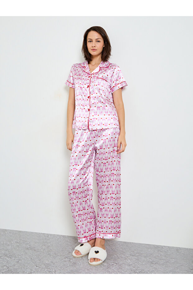 Pink Bunny Print Satin Pajama Set with Short Sleeves and Straight Pants
