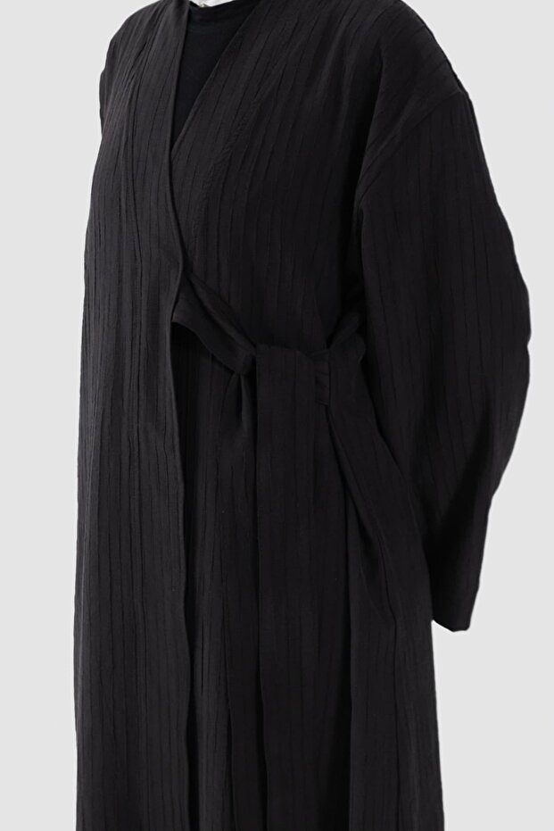 Line Textured Tensel Abaya Black