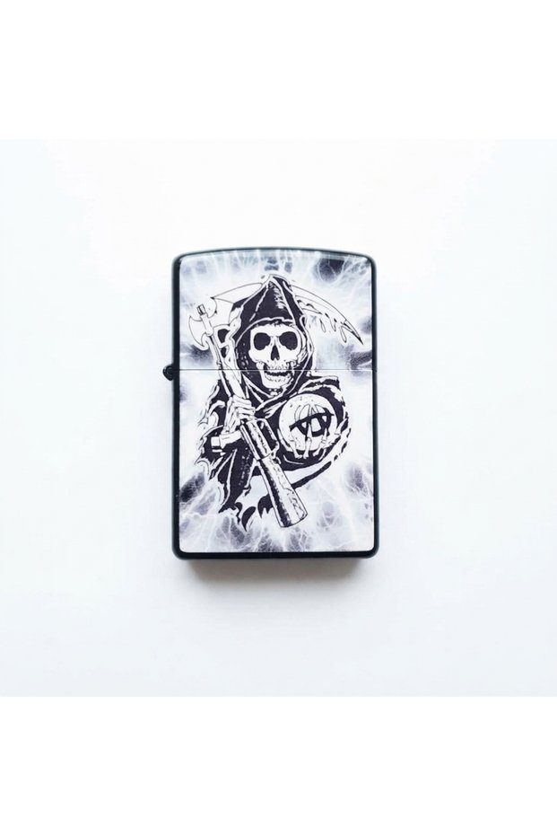 Classic Metal Windproof Lighter - Zippo Style & Refillable 206