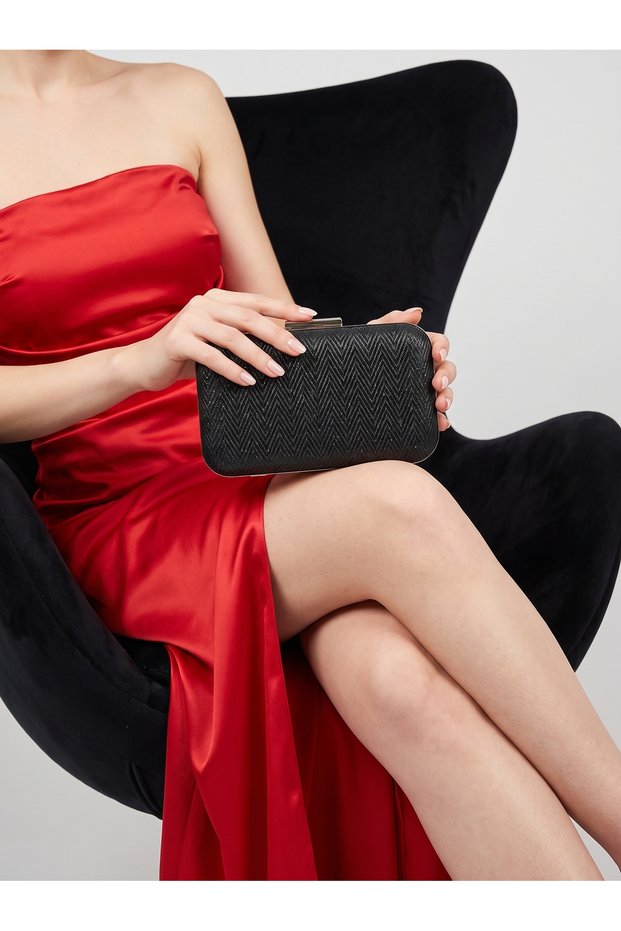 Black Zigzag Laser Patterned Silver Metal Detailed Chain Strap Women's Evening Dress Bag Wedding Engagement Graduation