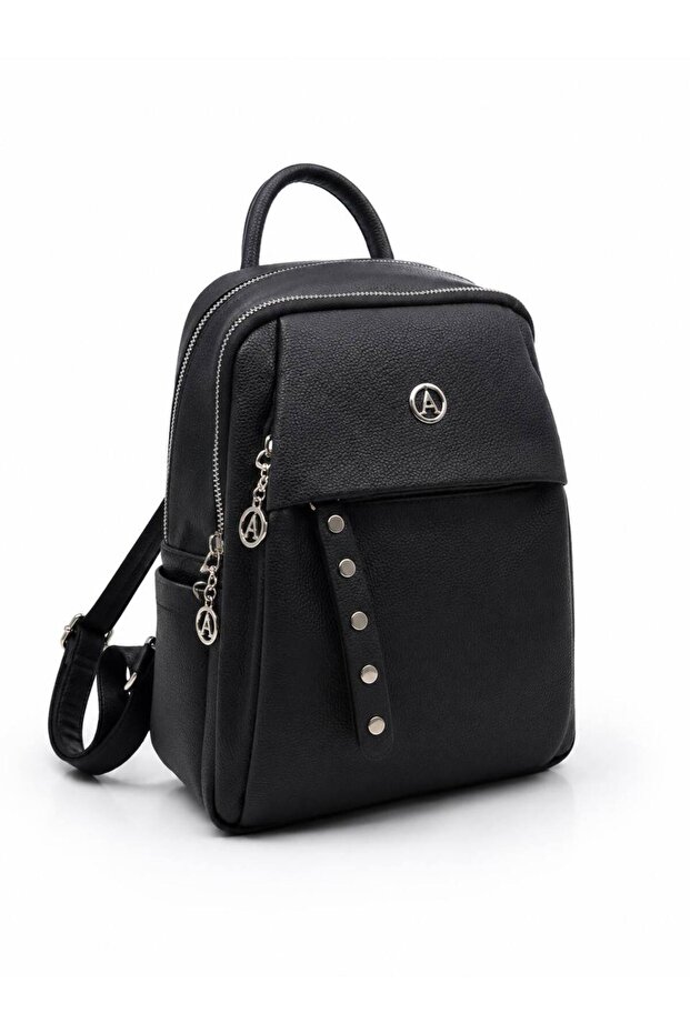 Women's Multi-Compartment Backpack