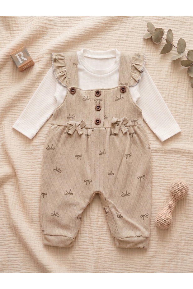 Bow Patterned Baby Girl/Child Set with Snap Fasteners on the Bottom, 2-Piece Set, 3-9 Months