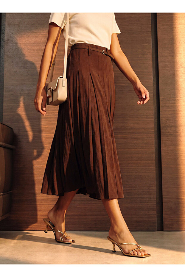 Smart Maxi Pleated Skirt with Belt