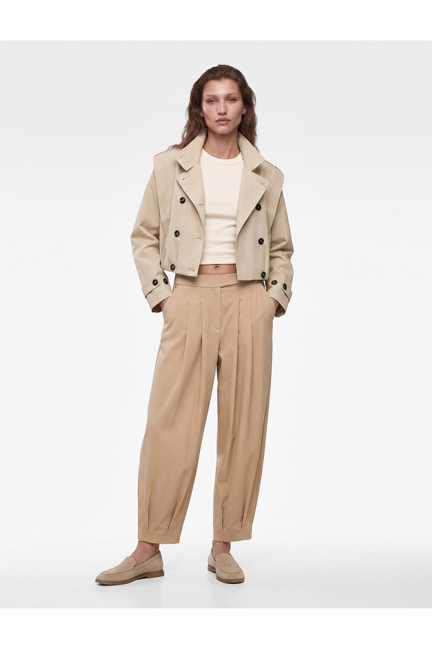 Modal Fabric Pocketed Pleated Barrel Pants