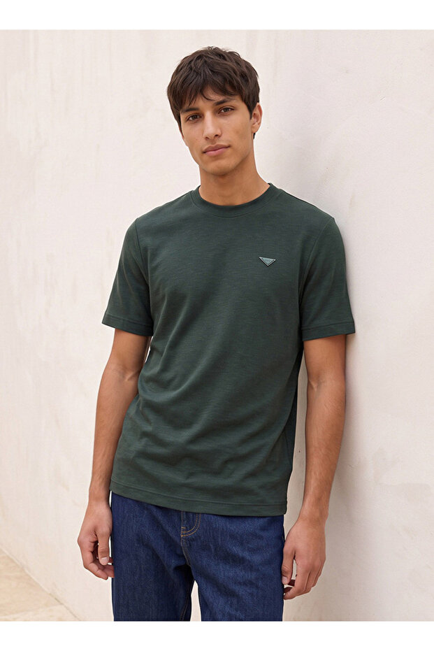BADGE TEE