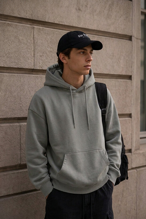 Men's Winter Thick Fleece Lined Soft Textured Hooded Oversize Sweatshirt with Kangaroo Pocket