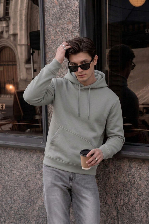 Men's Winter Thick Fleece Lined Soft Textured Hooded Oversize Sweatshirt with Side Pockets