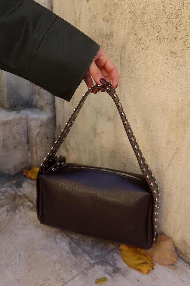 Trok Embroidered Zippered Casual Leather Bag Bitter Brown