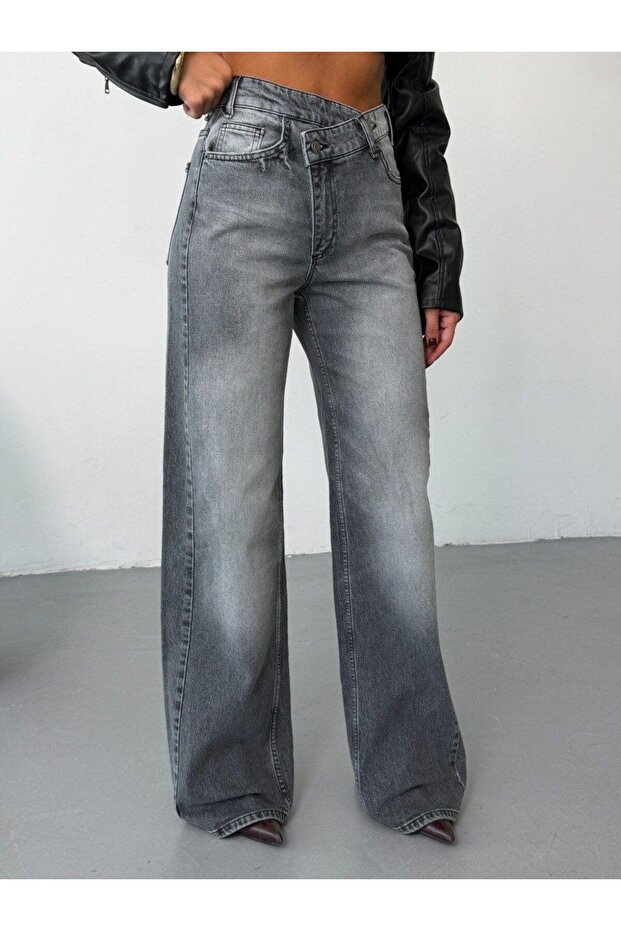 Trend Special Design Washed Effect Wide Leg Cross-Closure Baggy Denim Jeans