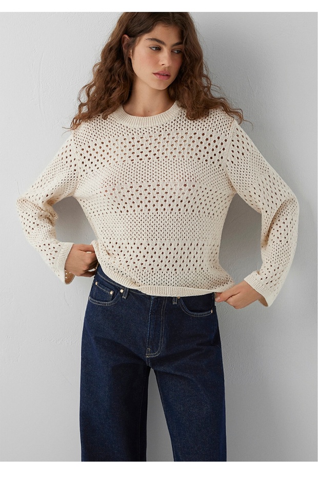 Regular Fit Perforated 53% Cotton 47% Polyester Women's Sweater.