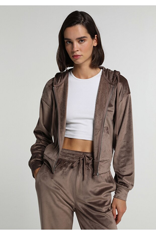 Slim Fit Zippered Plain Women's Brown Sweatshirt