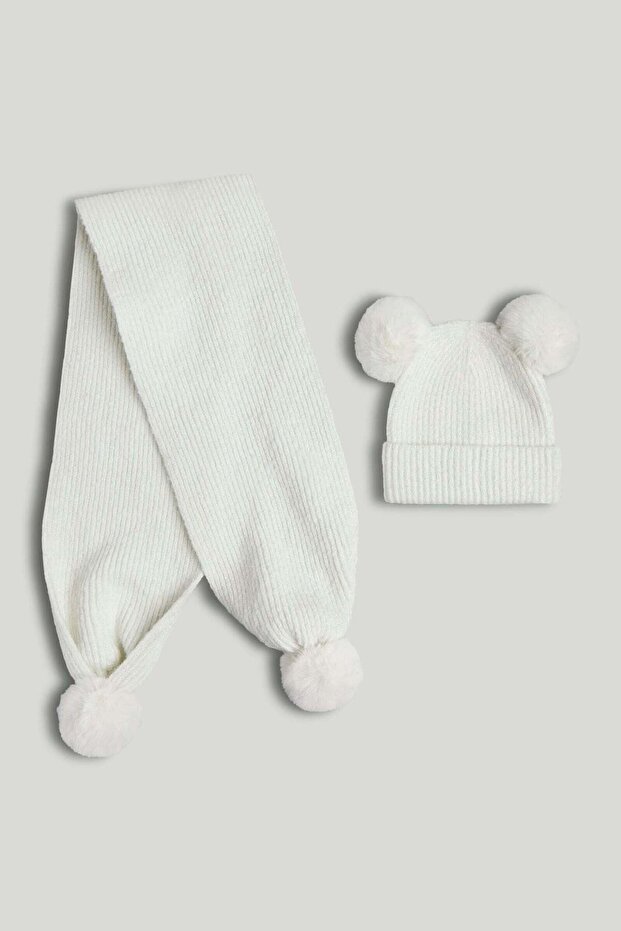 Knitted Beanie Hat and Scarf Set
