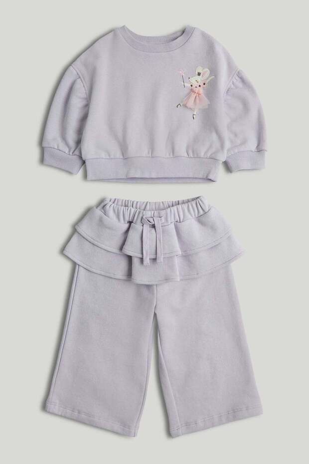 Lilac Top and Jogger Outfit