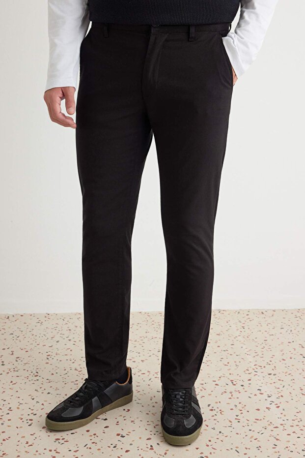 Siyah Slim Fit Basic Chino Esnek Gabardin Pantolon TMNSS25PL00018