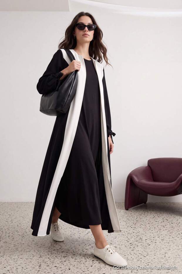 Black Zippered Sleeve Detailed Relaxed/Casual Fit Maxi Woven Cap & Robe Tctaw27Kf00008