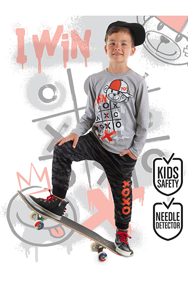 I Win Male Child T-Shirt Sweatpants Set