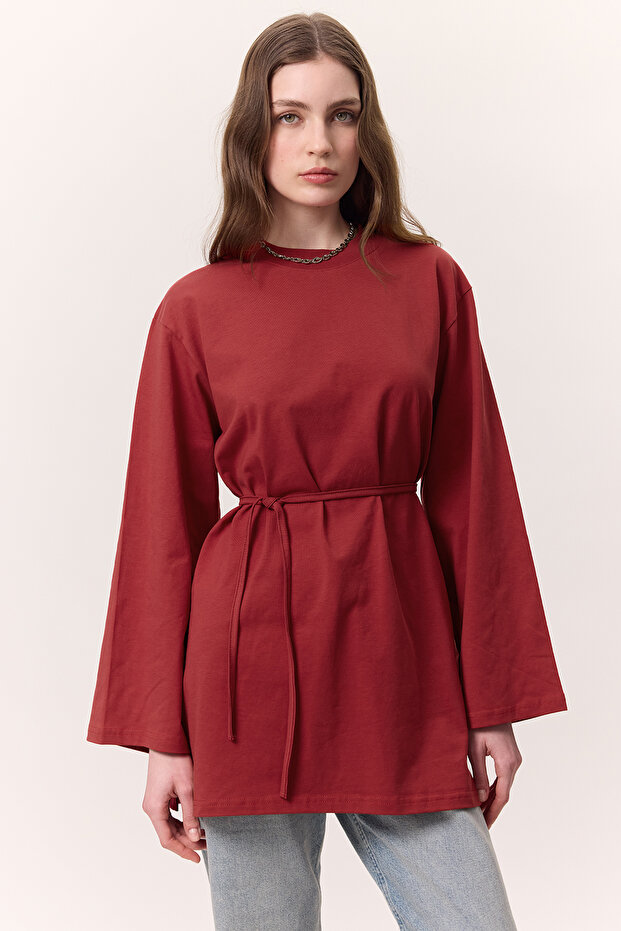 Oversize Tshirt Red with Binding Details