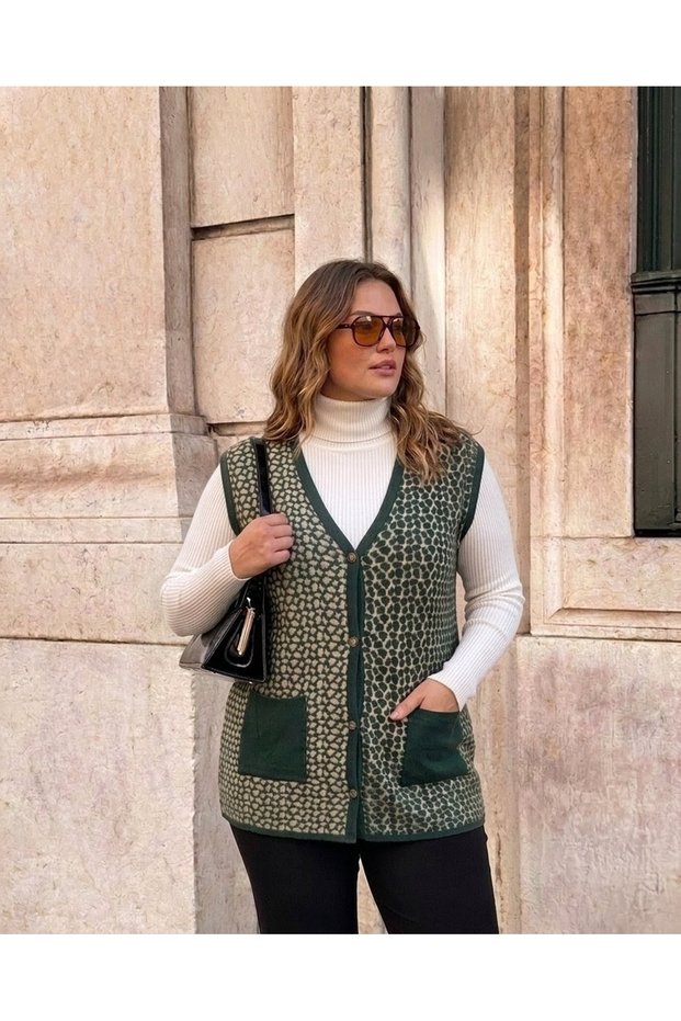 Steel Knit Classic Leopard Pattern Knitted Vest