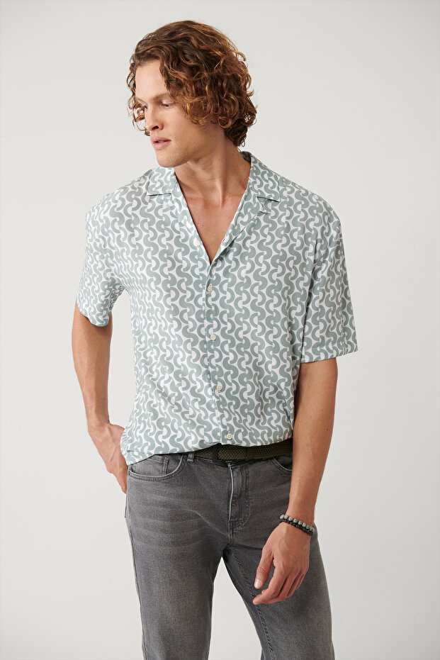 Men's Khaki 100% Viscose Apaj Collar Printed Viscose Short Sleeve Regular Fit Shirt A41Y2148