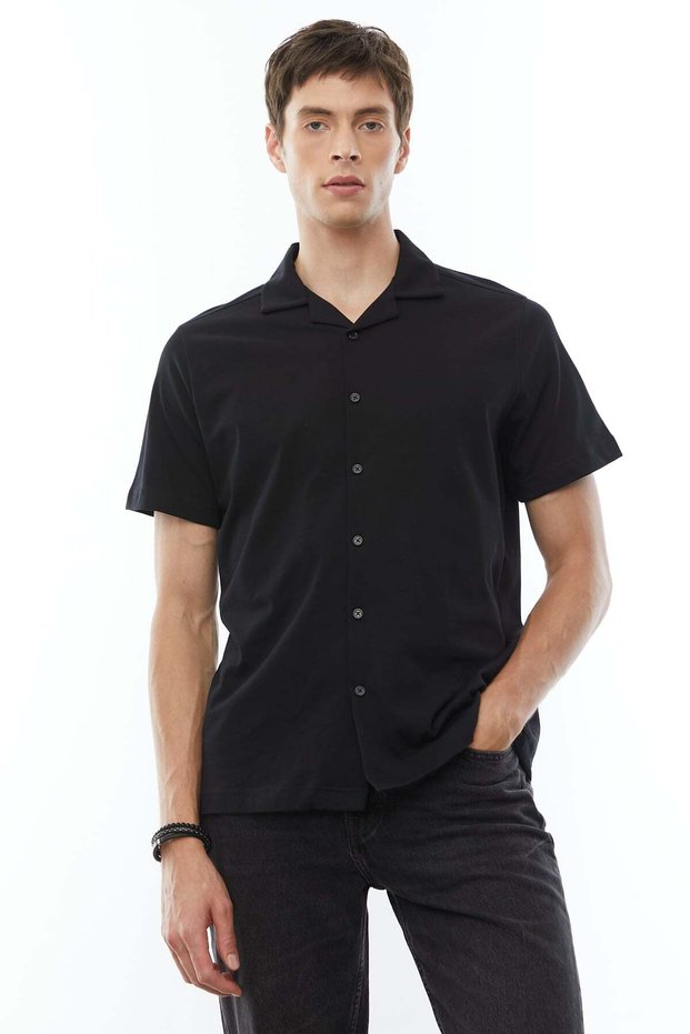 Regular Turn-Down Collar Shirt