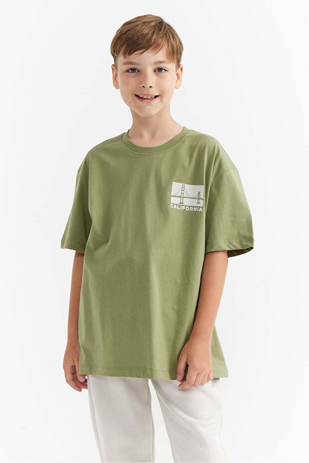 Boy's T-Shirt with Text Print Detail