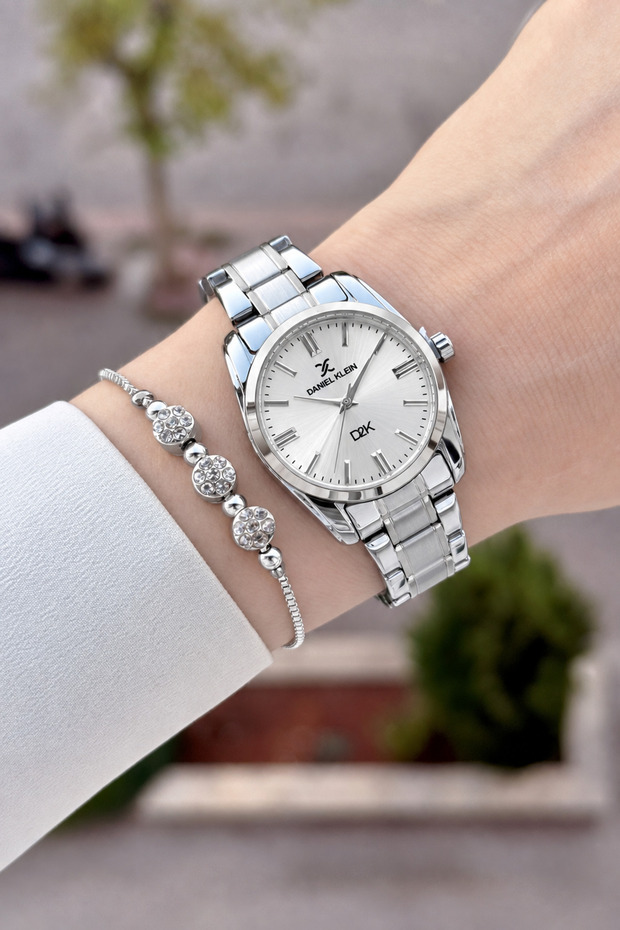 Gray Color 30 mm Women's Wristwatch Same as Pictured